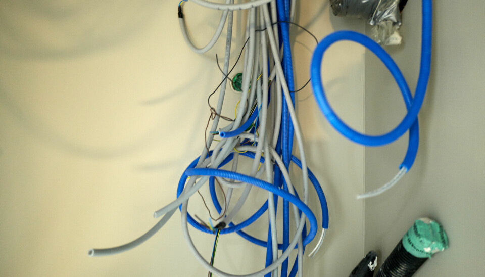 Ufagmessig elektrisk anlegg og gammel pipe ga prisavslag