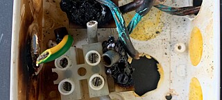 Søndre Østfold tingrett: Kjøper fikk prisavslag for feil ved elektrisk anlegg, ulovligheter og byggtekniske feil